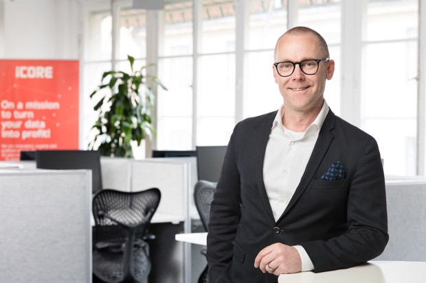 21_24_Jonas Agartz_3322_srgb.jpg