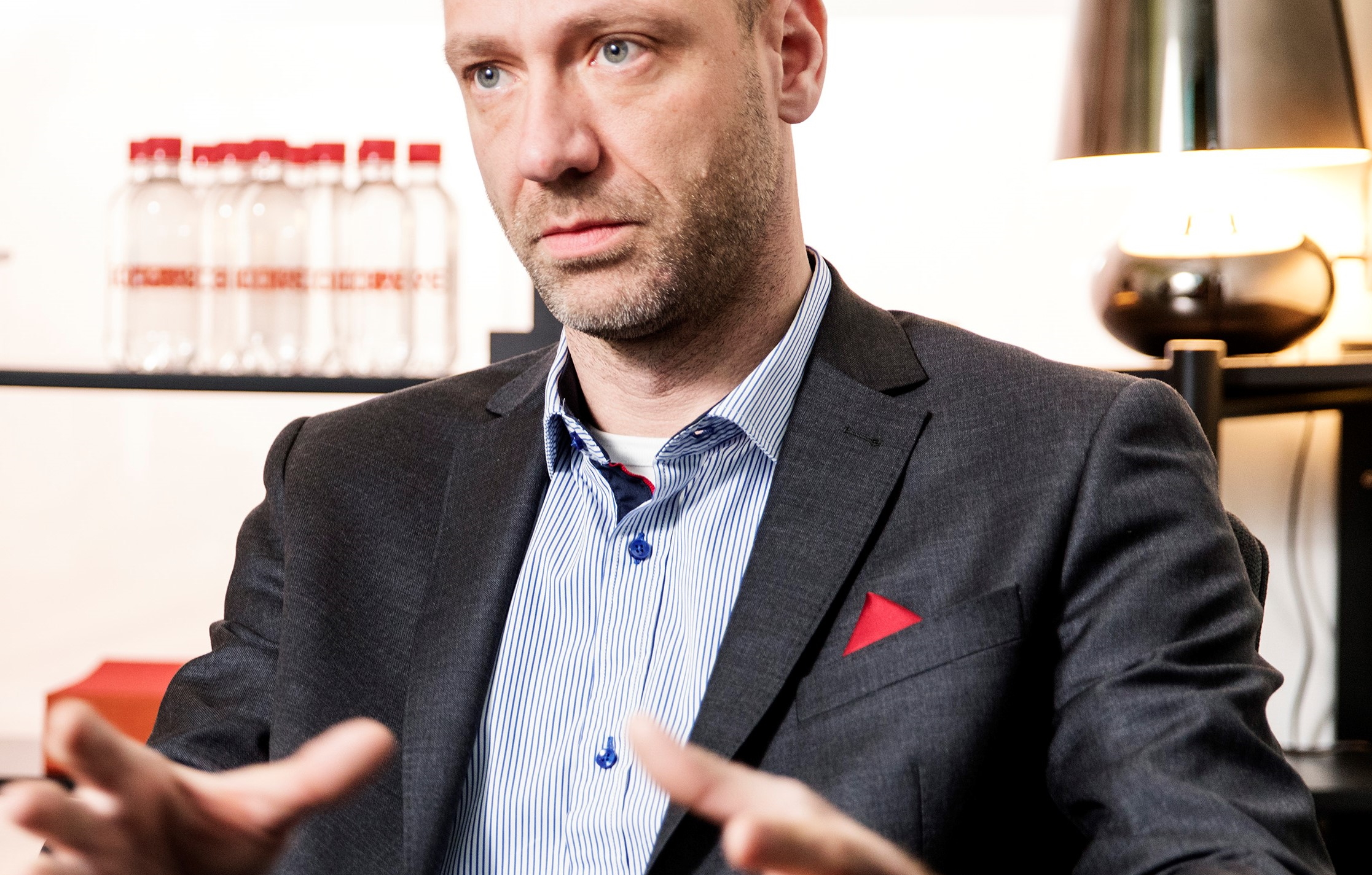 Nicklas Andersson_Cropped.jpg